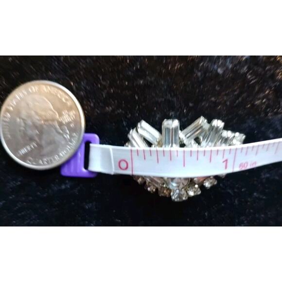 Vintage Crystal Rhinestones Faceted Baguette Sparkling Huggie Clip On Earrings - Picture 10 of 10